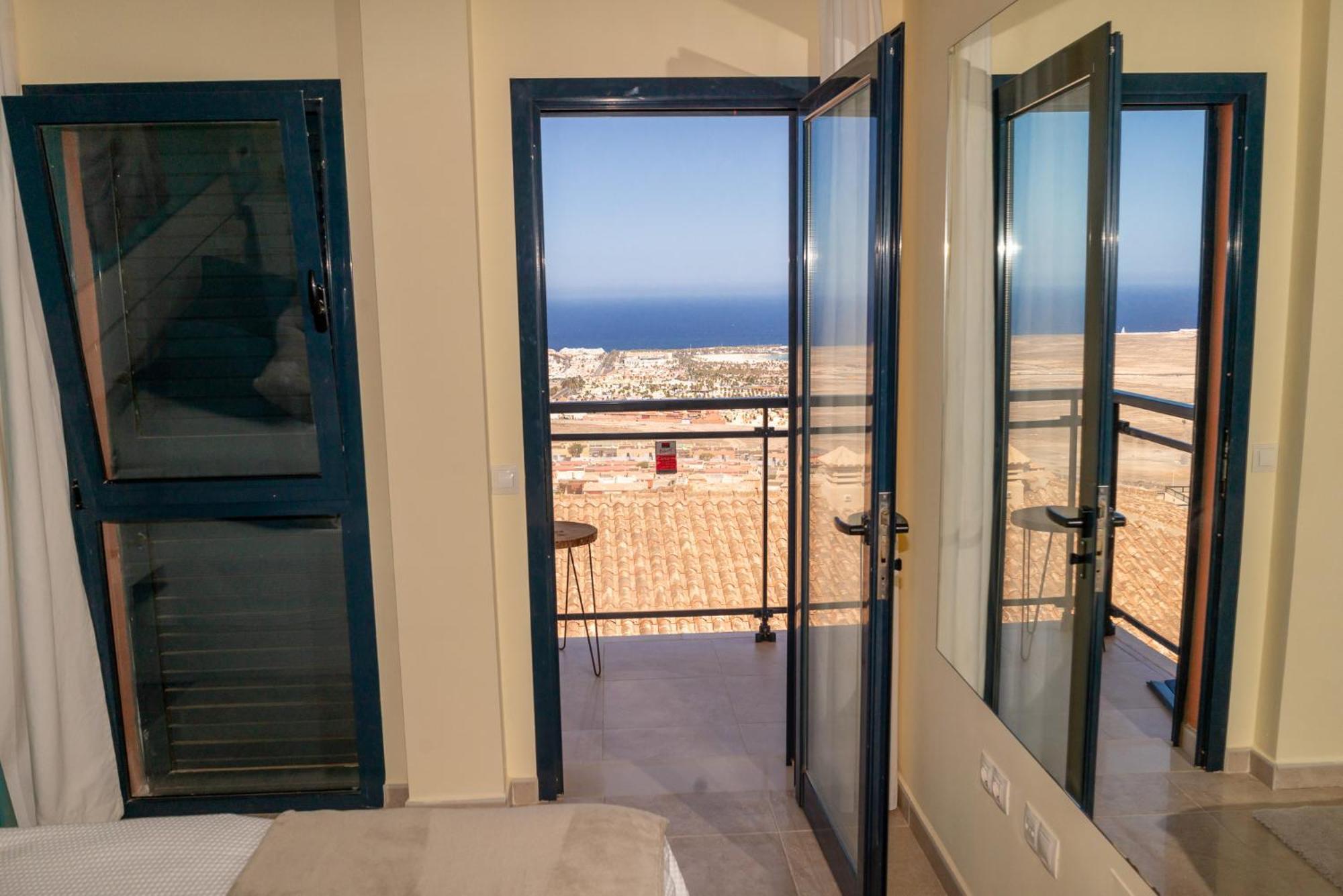 Lucky Thirteen - Apartment With Ocean View カレタ・デ・フステ エクステリア 写真